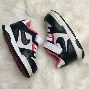 Nike Infant High Top Velcro Sneakers, sz 3C